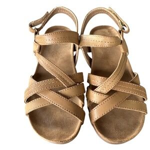 Baretraps Jaina Sandals Women 6M Tan Brown Strappy Comfort Boho Flats